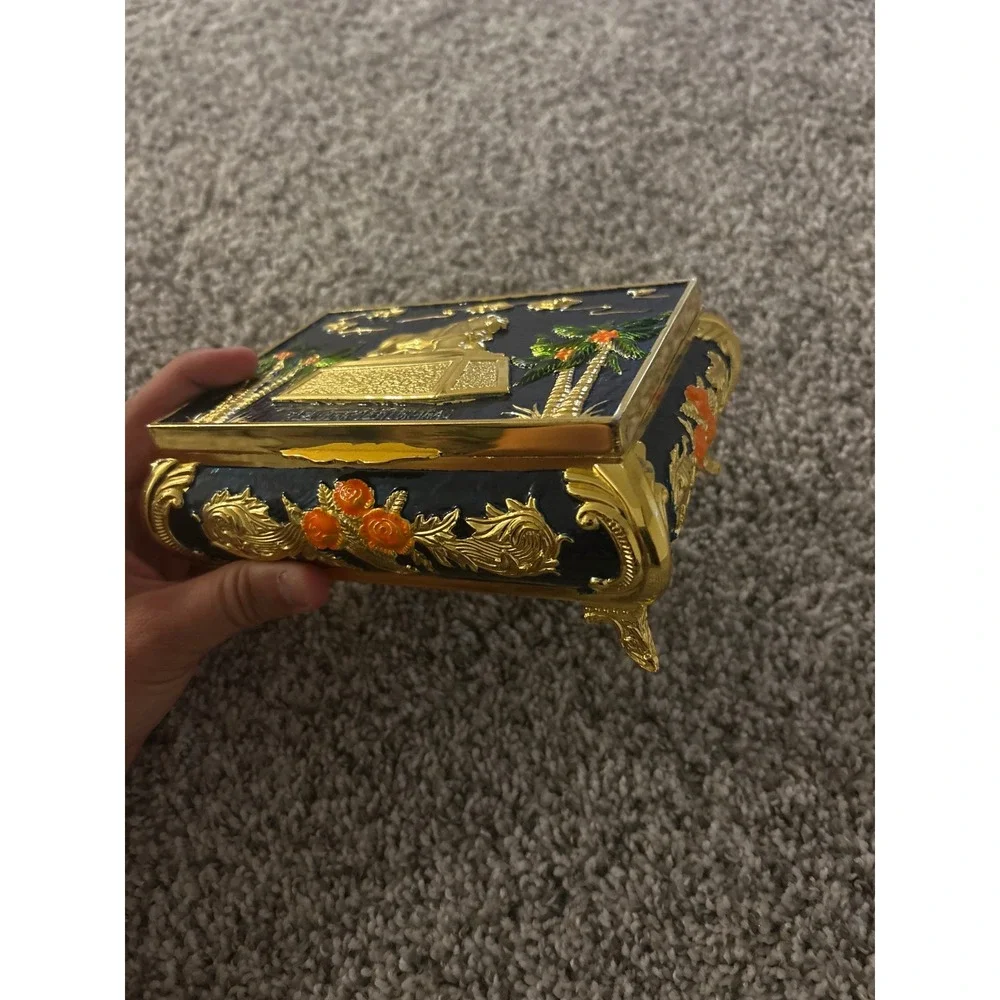 Lion‎ of Babylon Iraq Sphinx Ochre Jewelry Box Enameled Gold Plated Trinket Case